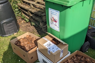 Composting food waste