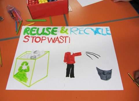 Children's drawing to promote waste reduction